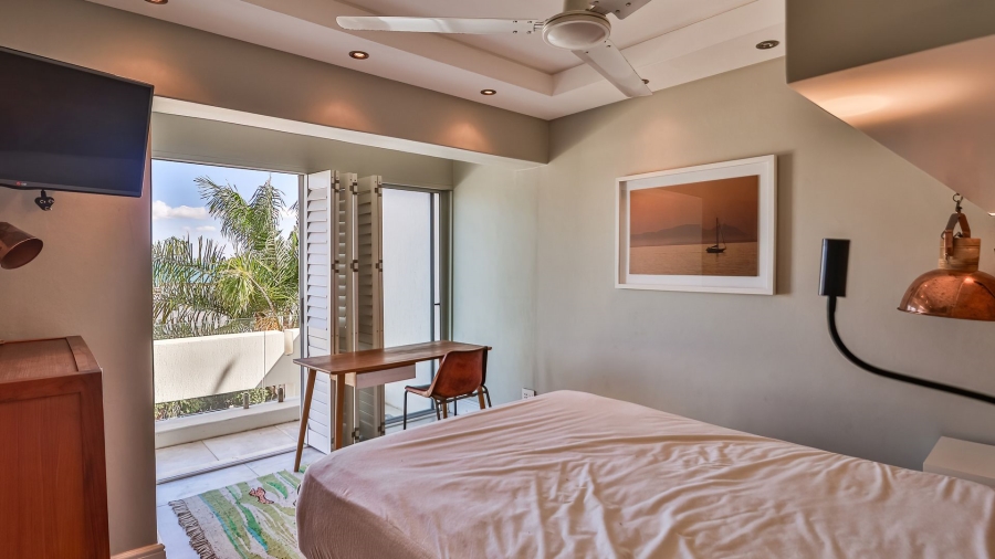 To Let 4 Bedroom Property for Rent in Gordons Bay Village Western Cape